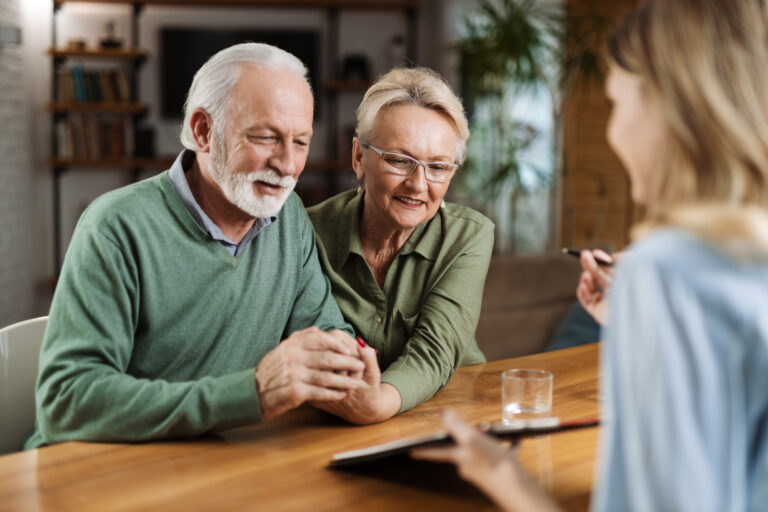 couple with insurance agent